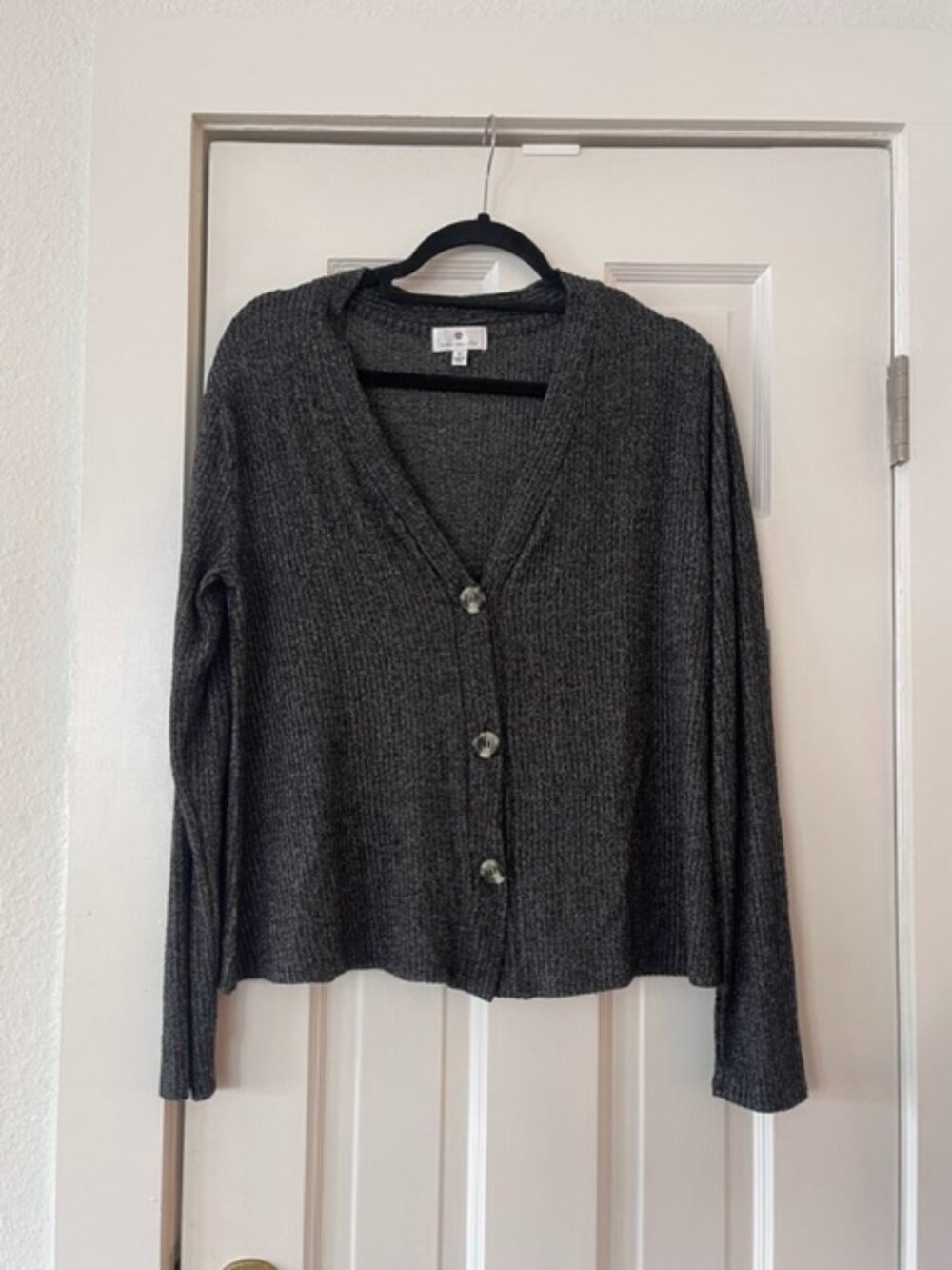 Socialite Charcoal Grey Heather Ribbed V-Neck Button Front Cardigan Top - S EUC